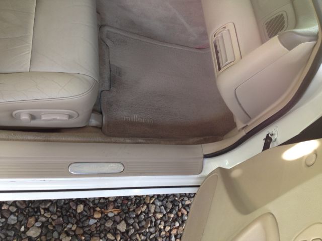 Mazda Millenia 2002 photo 52