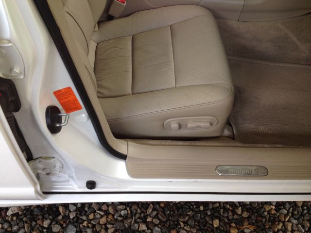 Mazda Millenia 2002 photo 53