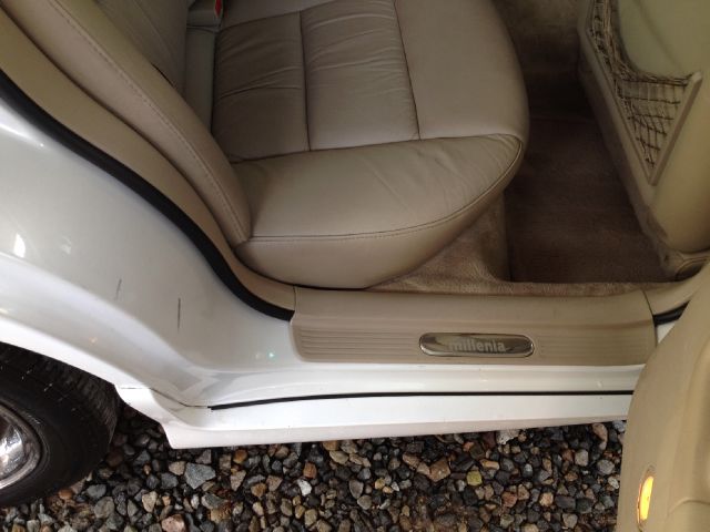 Mazda Millenia 2002 photo 56