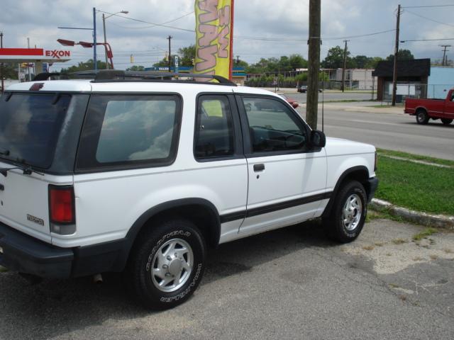 Mazda Navajo 1991 photo 1