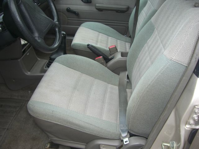 Mazda Protege 1993 photo 3