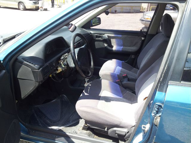 Mazda Protege 1994 photo 1