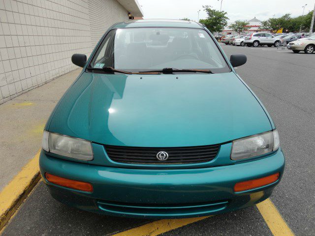 Mazda Protege 1996 photo 8