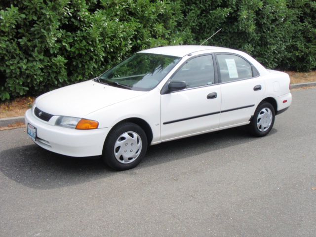 Mazda Protege 1997 photo 3