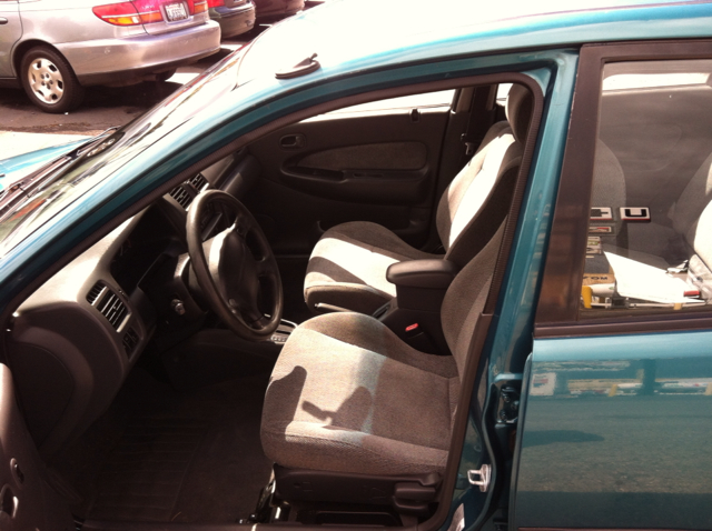 Mazda Protege 1997 photo 3