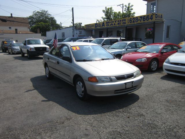 Mazda Protege 1997 photo 1