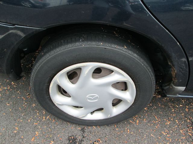 Mazda Protege 4x4 Z85 Extended CAB Sedan