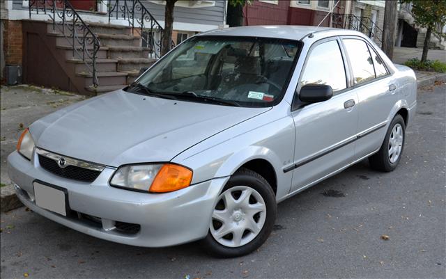 Mazda Protege 4x4 Z85 Extended CAB Sedan