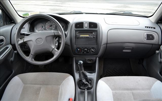 Mazda Protege 1999 photo 1
