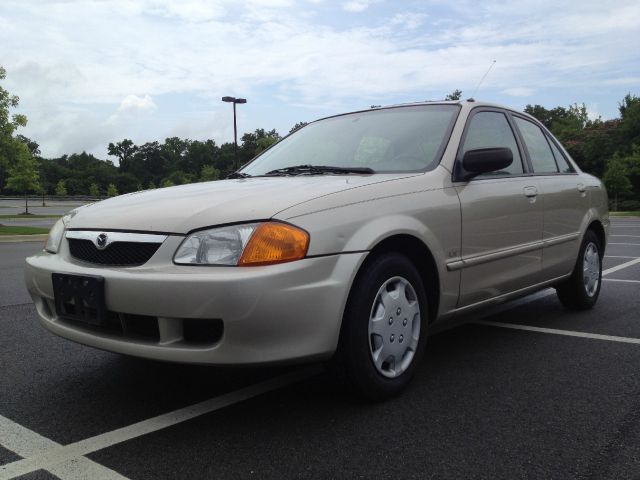 Mazda Protege 2000 photo 1