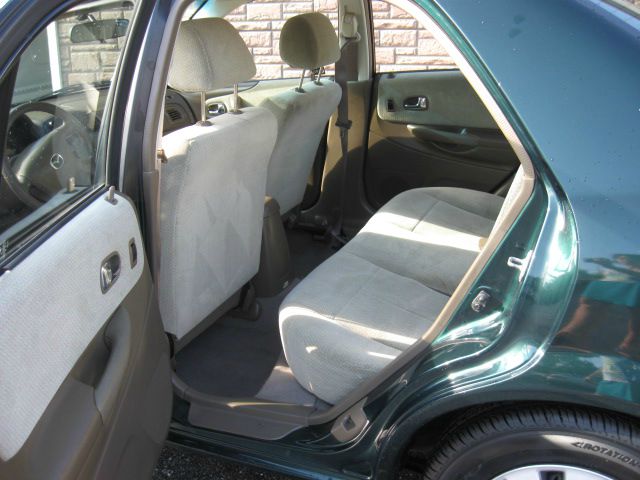 Mazda Protege 2000 photo 3