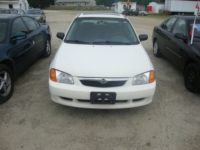 Mazda Protege 2000 photo 4