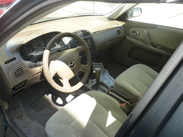 Mazda Protege 2000 photo 2