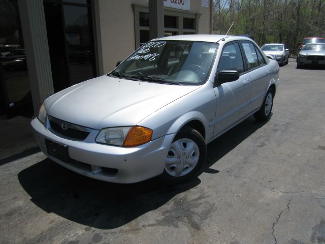 Mazda Protege 2000 photo 4