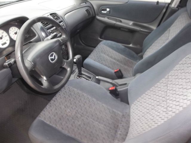 Mazda Protege Convenience AWD Sedan