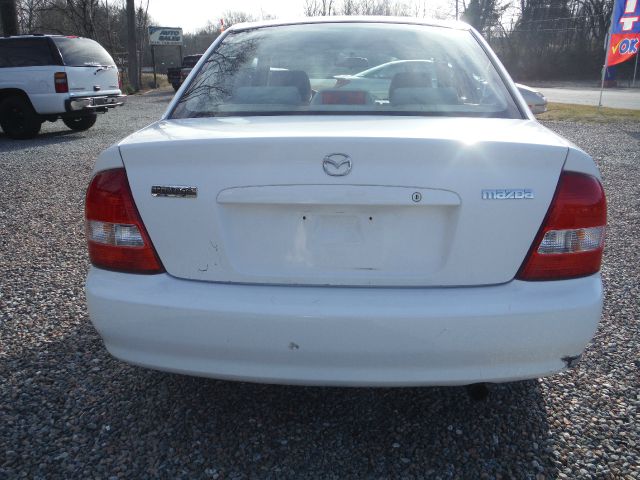 Mazda Protege 2001 photo 2