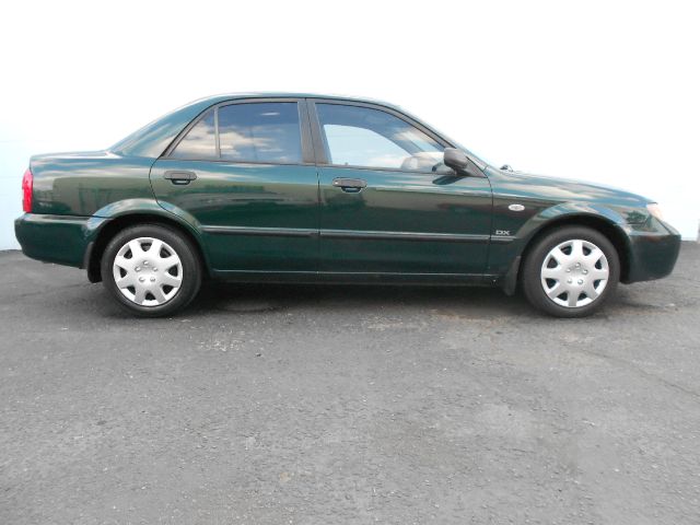Mazda Protege 2001 photo 4