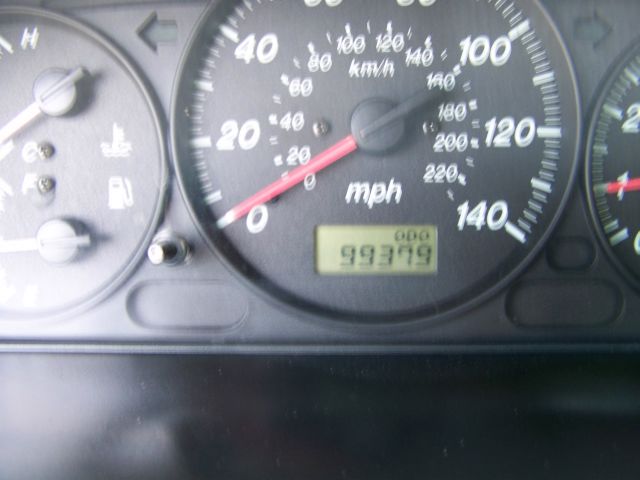 Mazda Protege 2001 photo 11