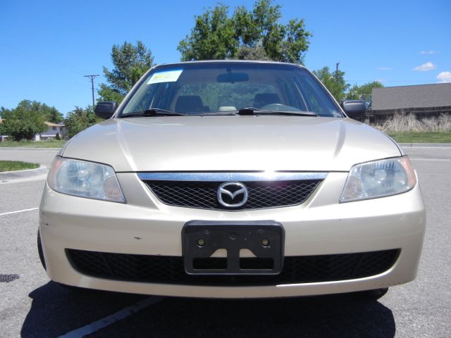 Mazda Protege 2001 photo 1