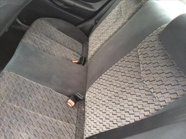 Mazda Protege 2002 photo 4