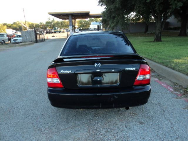 Mazda Protege 2002 photo 2