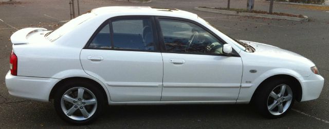 Mazda Protege 2002 photo 1