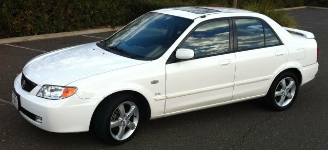 Mazda Protege 2002 photo 4