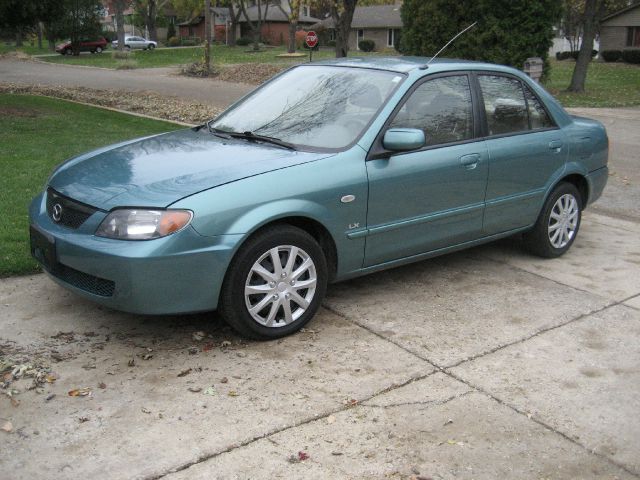 Mazda Protege 2002 photo 1