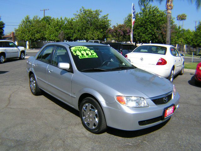 Mazda Protege 2002 photo 3