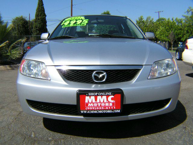 Mazda Protege 2002 photo 4
