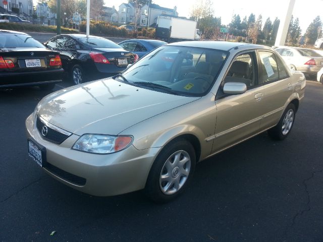 Mazda Protege 2002 photo 2