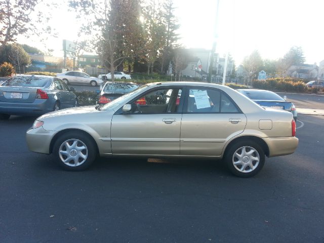 Mazda Protege 2002 photo 3