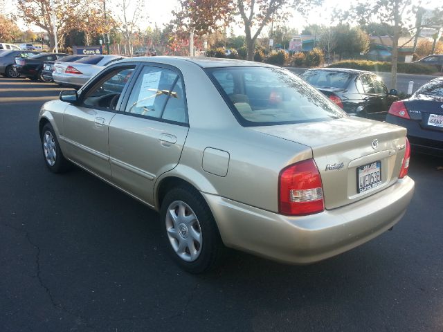 Mazda Protege 2002 photo 4