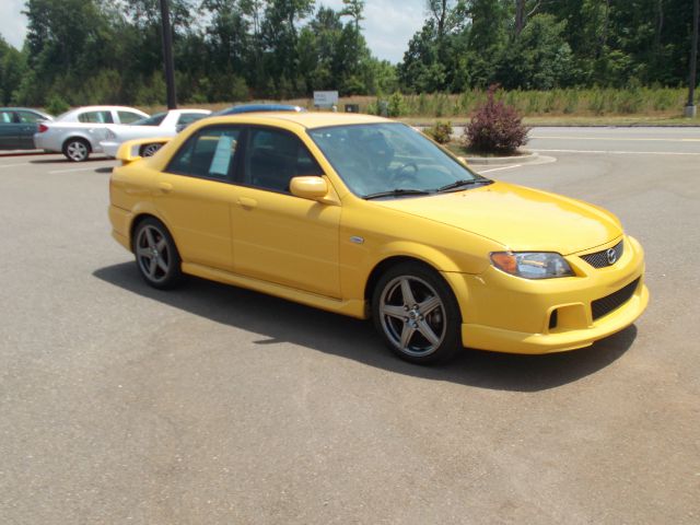 Mazda Protege 2003 photo 14