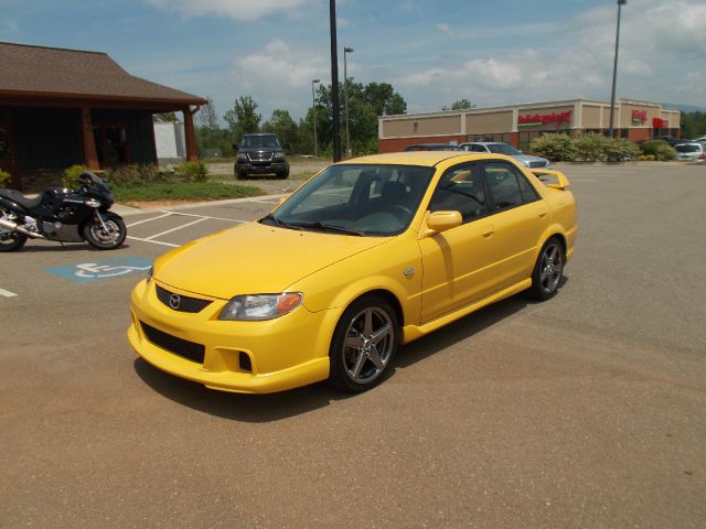 Mazda Protege 2003 photo 18