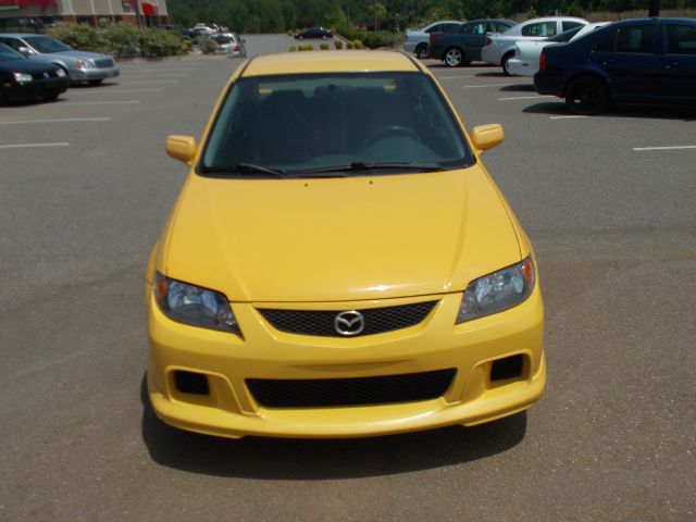 Mazda Protege 2003 photo 23