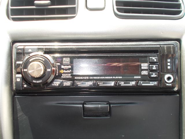 Mazda Protege 2003 photo 9