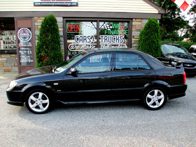 Mazda Protege 2003 photo 2