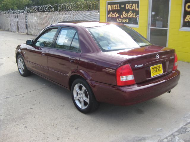 Mazda Protege 2003 photo 2