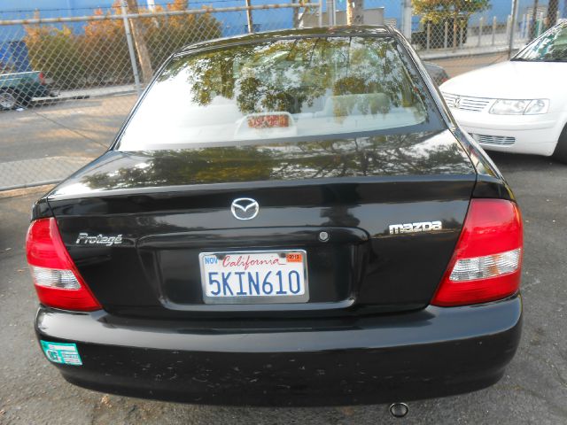 Mazda Protege 2004 photo 3