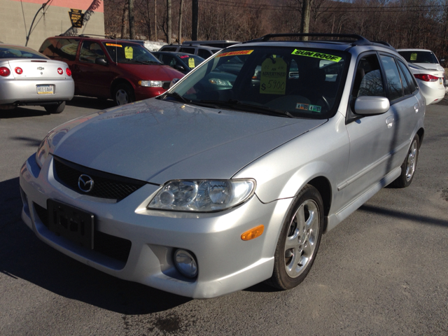 Mazda Protege5 2002 photo 2