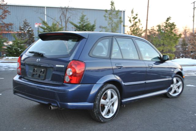 Mazda Protege5 2003 photo 2