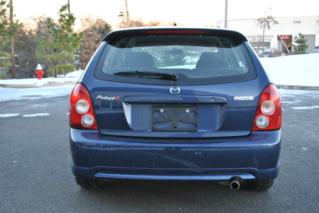 Mazda Protege5 2003 photo 4
