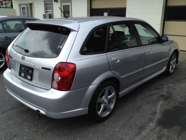 Mazda Protege5 2003 photo 2