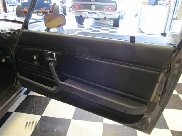 Mazda RX-7 1983 photo 11