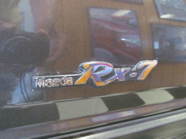 Mazda RX-7 1983 photo 23