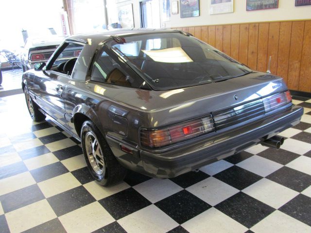 Mazda RX-7 1983 photo 35