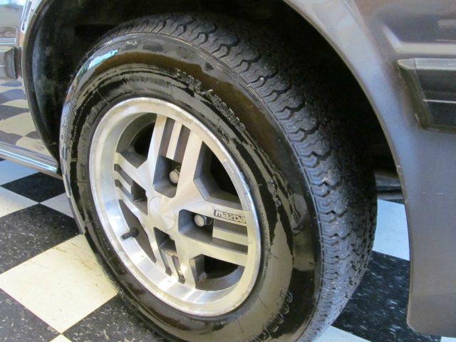 Mazda RX-7 1983 photo 43