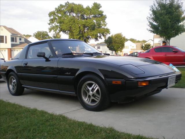 Mazda RX-7 Unknown Sports Car