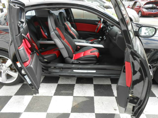 Mazda RX-8 FWD 4dr Coupe